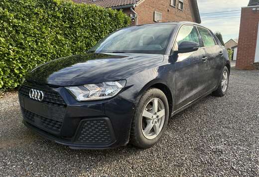 Audi A1 1.0 TFSI S tronic