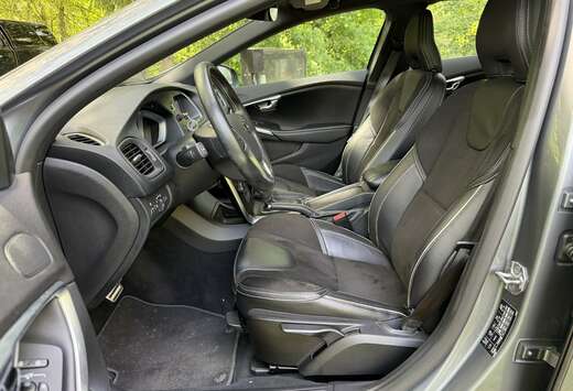 Volvo V40 2.0 D2 R-Design Geartronic