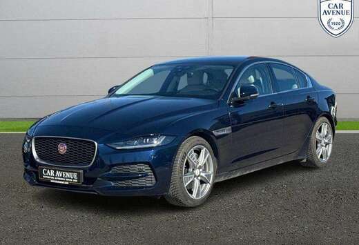 Jaguar P250 R-Dynamic HSE BVA8