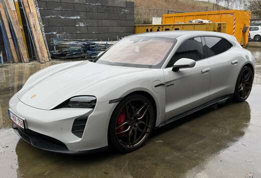 Porsche GTS Sport Turismo