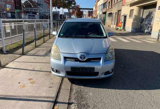 Toyota 2.2 Turbo D4D 16v Linea Luna 7pl.