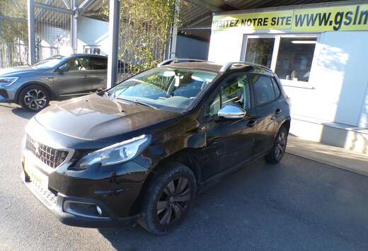 Peugeot 1.2i 82cv noir 07/17 35518km Airco GPS Capteu ...