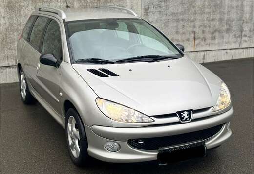 Peugeot 1.6i 16v Pack-Line