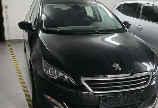 Peugeot SW PureTech 130 EAT6 Stop & Start Allure