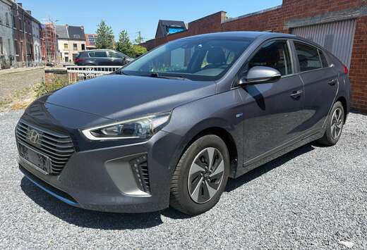 Hyundai Ioniq HEV 1.6 GDi Executive ISG DCT