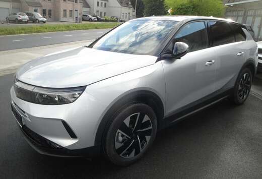 Opel Grandland 1.2 DI Hybrid 48 V Automatik GS