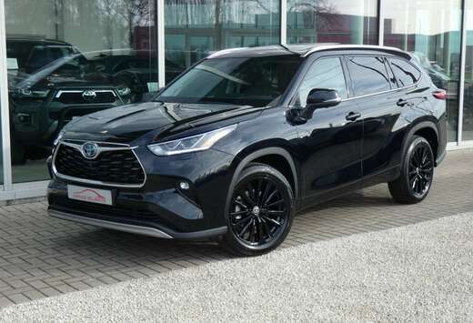 Toyota Hybrid AWD Premium Plus 7PL +Trekhaak +PANO