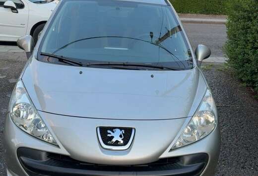 Peugeot 1.4i 16v Trendy
