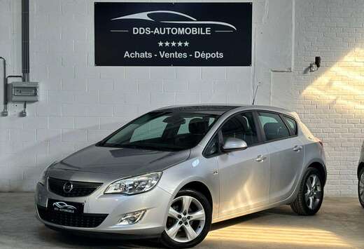 Opel ***Opel Astra Automatique Garantie 12 mois