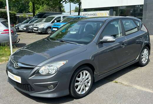 Hyundai 1.6CRDi, 2012, 107.710km, PDC, Airco, 12m Gar ...