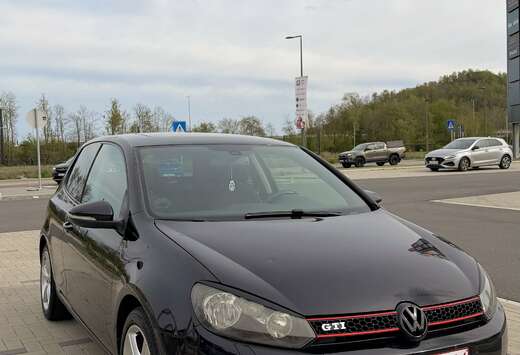 Volkswagen Golf VI 1.8 TSI