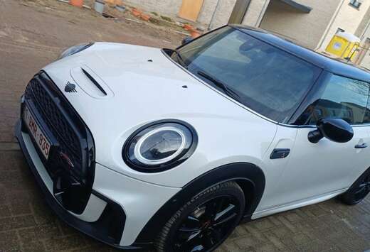 MINI Aut. John Works Trim