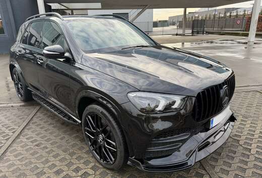 Mercedes-Benz BLACKED GLE350de AMG Line