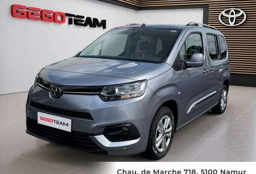Toyota MPV