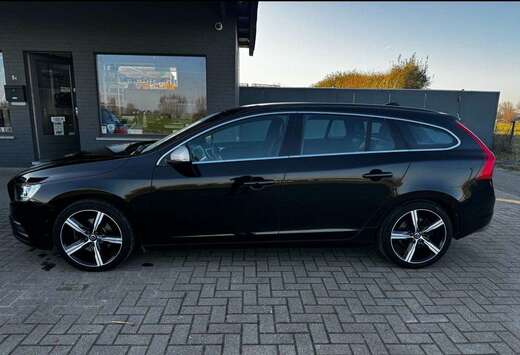 Volvo V60 2.0 D2  R-Design