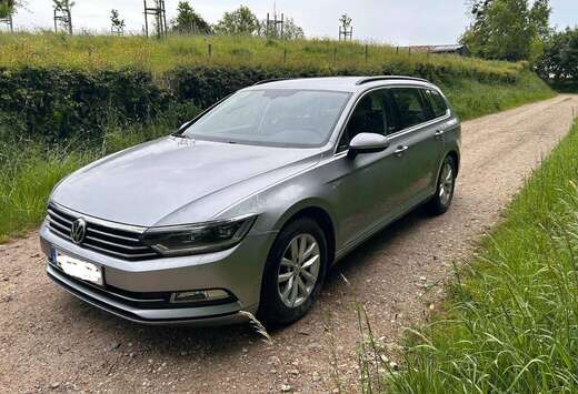 Volkswagen Passat SW 1.5 TSI ACT Comfortline Bus. OPF ...