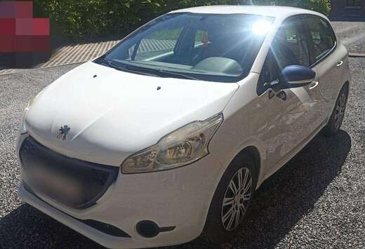 Peugeot 208 1.0i Like