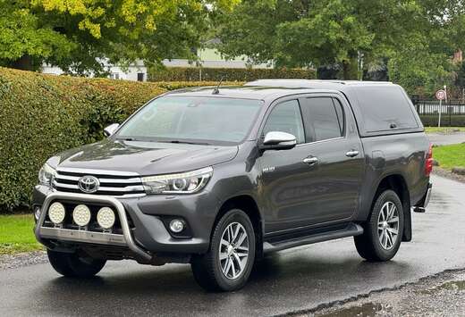 Toyota 2.4 D-4D 4WD Lounge EXPORT ONLY