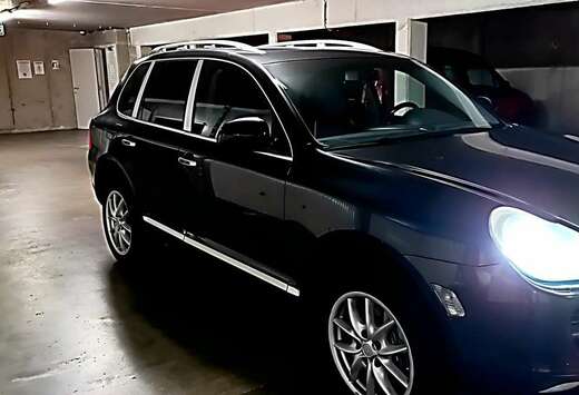 Porsche 3.2i V6 24v Tiptronic S