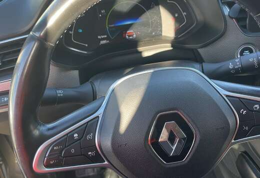 Renault E-TECH 145 INTENS