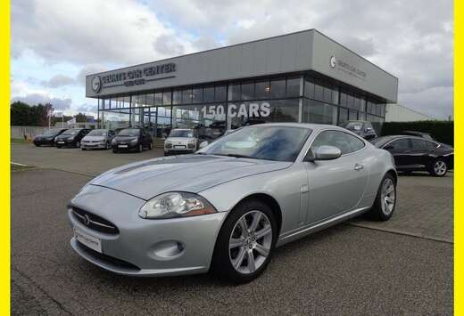 Jaguar 4.2 V8 298pk COUPE € 17.990