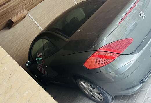 Peugeot CC 2.0i 16v Dynamique