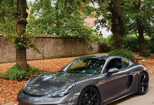 Porsche Cayman 2.0 Turbo PDK
