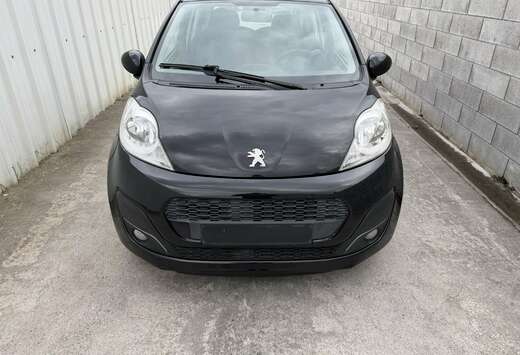 Peugeot 1.0i + CARPLAY