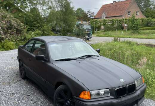 BMW E36 320i Coupe M-pakket