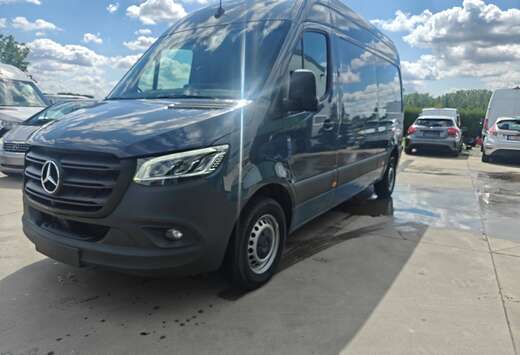 Mercedes-Benz 315 2.0 CDI L2H2  9G-tronic SLECHTS 144 ...