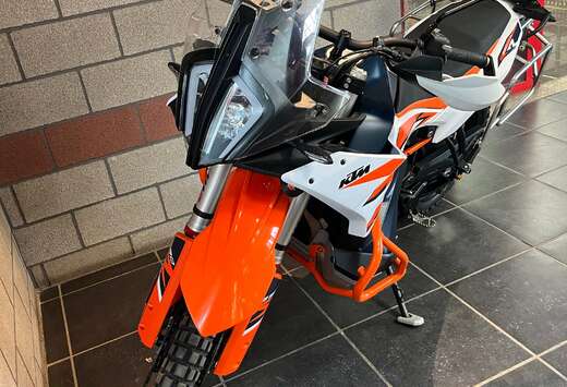 890 Adventure R