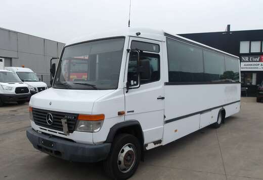 Mercedes-Benz 813 BUS Stock ID 754