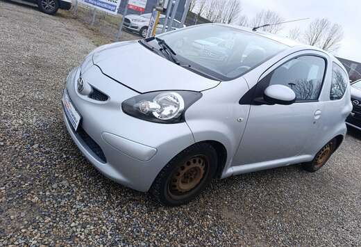 Toyota 1.0i VVT/GARANTIE12MOIS/CAR PASS/AIRCO