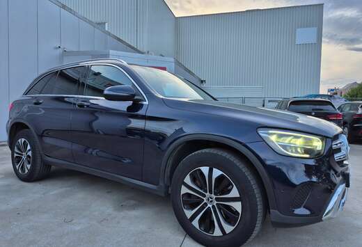 Mercedes-Benz e 4-Matic PHEV HYBRID 333cv  92.411 km