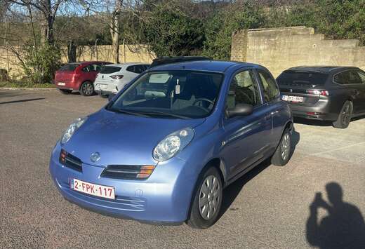 Nissan 1.0i 16v Visia