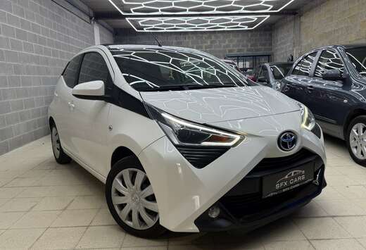 Toyota Toit Ouvrant - Carplay - GARANTIE + Entretien