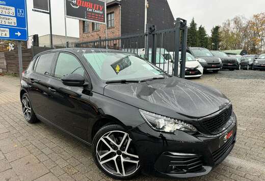 Peugeot 308 1.2 BENZINE GT Line  131000 km  AUTOMAAT