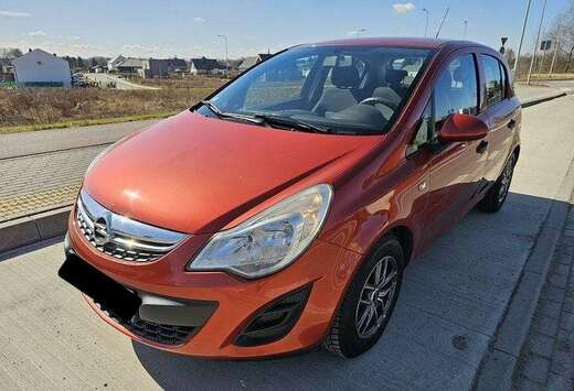 Opel Corsa 1.4i Cosmo