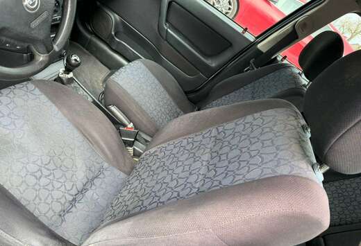 Opel 1.4i XE 16v Comfort