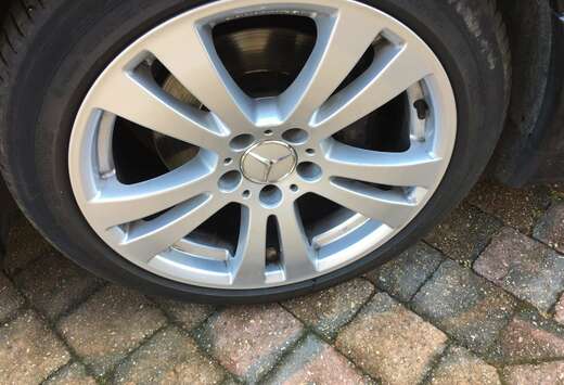 Mercedes-Benz 300 SL