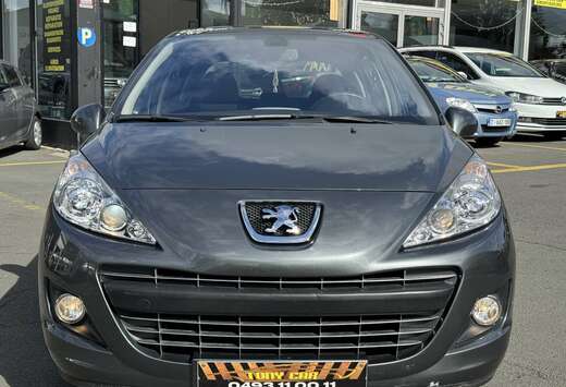 Peugeot 1.6i 16v113782kmtoit panoramique/Aico digita