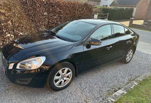 Volvo 1.6 D DRIVe Momentum Start/Stop