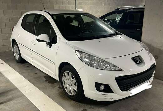 Peugeot 207  1.4i Access