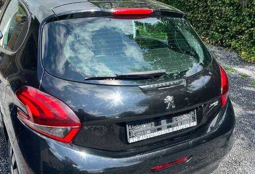 Peugeot 208 1.2i PureTech Access