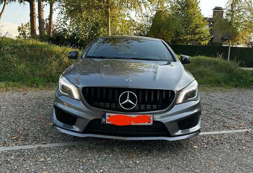 Mercedes-Benz CLA 220 CDI 7G-DCT AMG Line