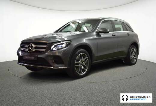Mercedes-Benz e 4MATIC Off-Roader
