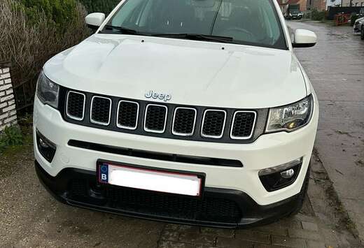 Jeep 1.3 T4 4xe PLUG-IN HYBRID Automatik Longitude