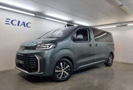 Toyota Family PR 8pl