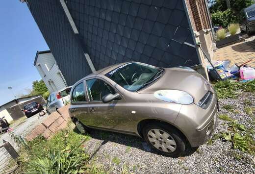 Nissan 1.2i - 80 Acenta Clim