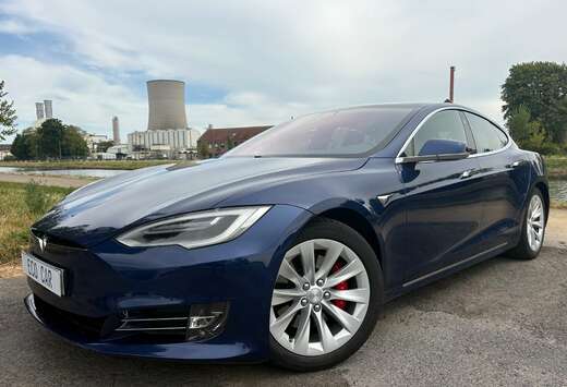 Tesla Model S 90 kWh Performance Dual Motor